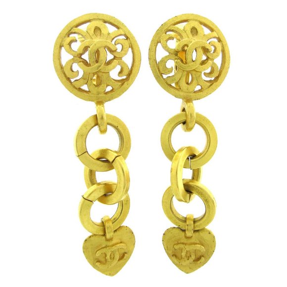 Authentic CHANEL CC Logos Heart Motif Shaking Earrings - Picture 1 of 4